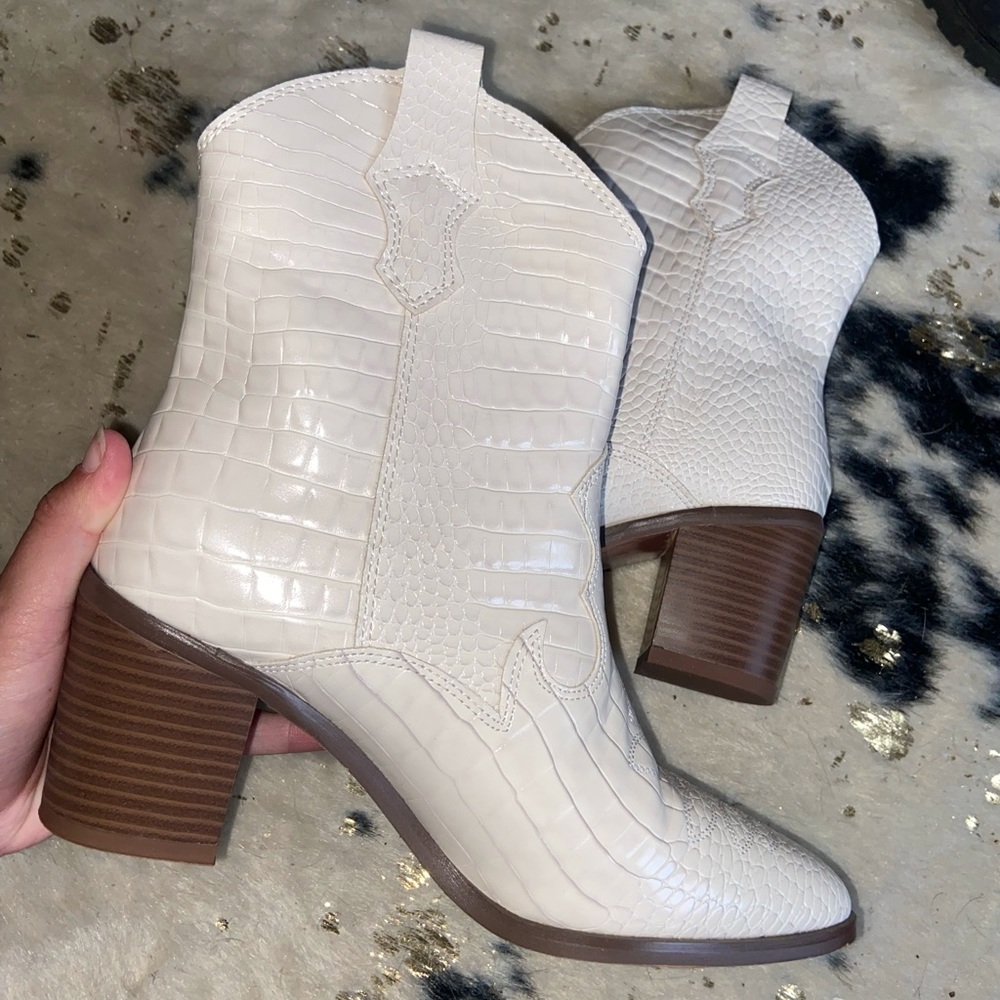 White, Cowgirl Booties
